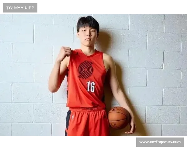 周琦康复完毕确认出战男篮亚洲杯 曾凡博杨瀚森携手亮相赛事 周琦康复完毕确认出战男篮亚洲杯 曾凡博杨瀚森携手亮相赛事