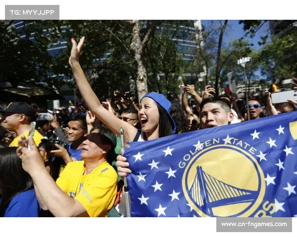 球迷全家出动观赛，四年级小球迷品乐成曲棍球赛场忠实观众